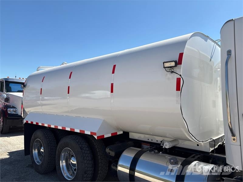 Freightliner M2 106 6x4 Water Truck Kamioni za vodu
