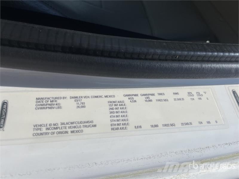 Freightliner M2 106 Van Truck (Inoperable) 탑차 트럭