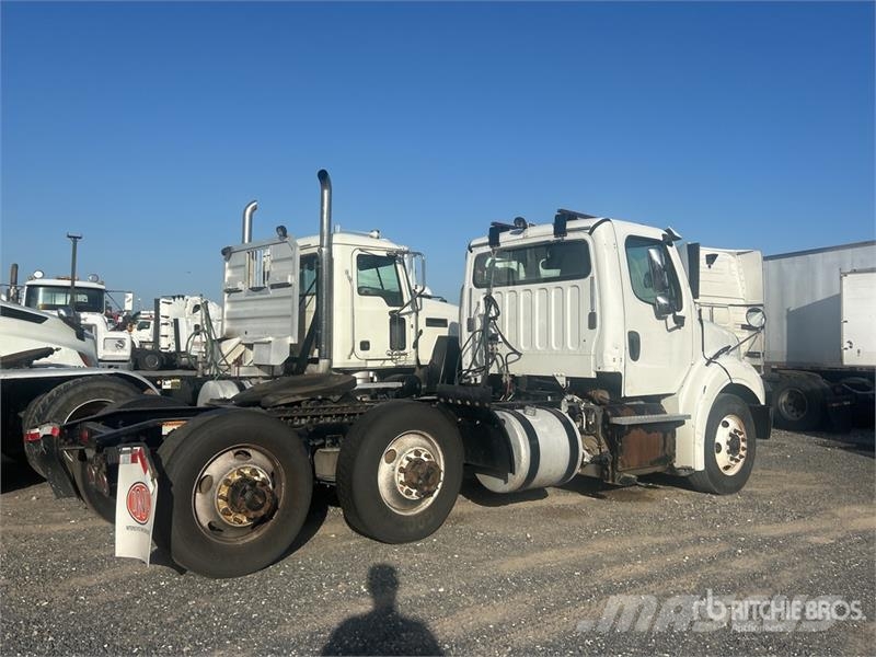 Freightliner M2 112 Sattelzugmaschinen