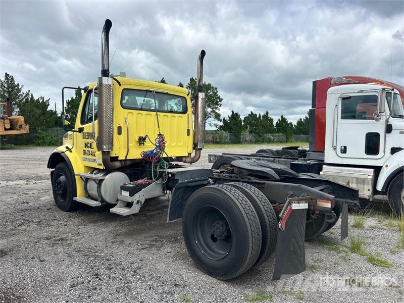 Freightliner M2 112 Trekkvogner