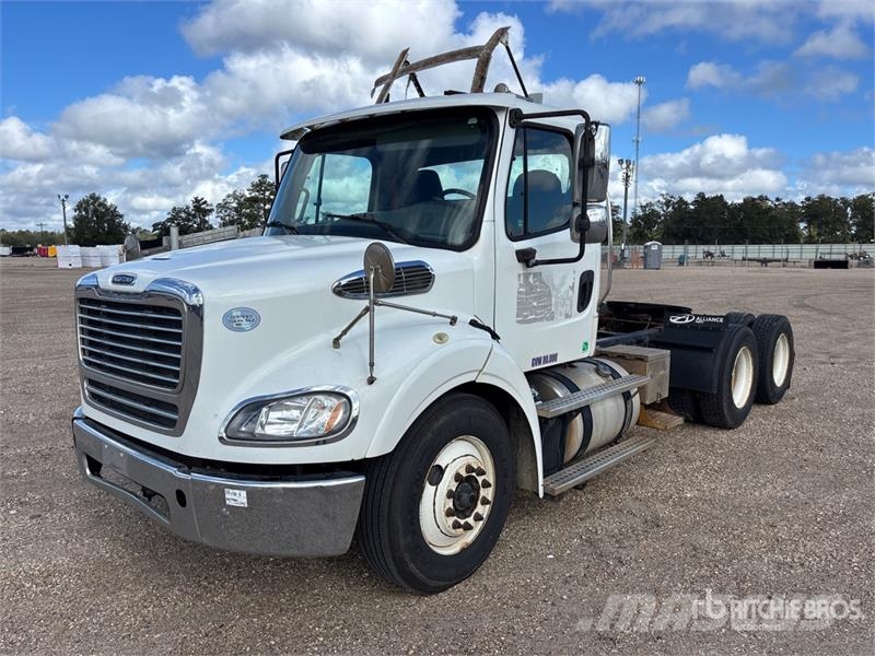 Freightliner M2 112 Ciągniki siodłowe