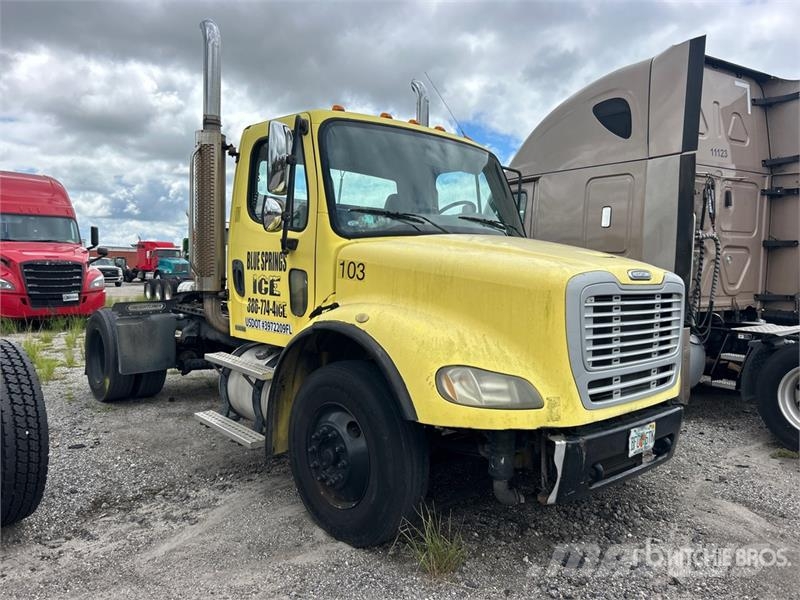 Freightliner M2 112 Trekkvogner