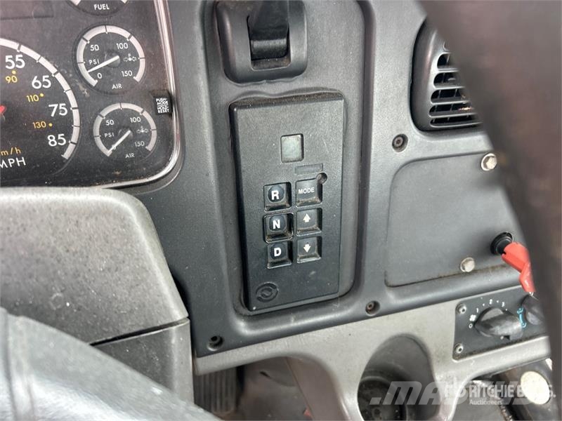 Freightliner M2 112 Trekkvogner