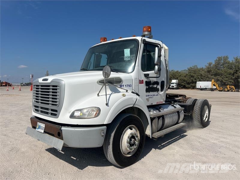 Freightliner M2 112 Vilcēji