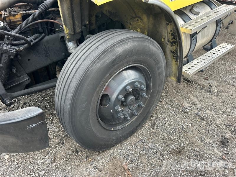 Freightliner M2 112 Trekkvogner