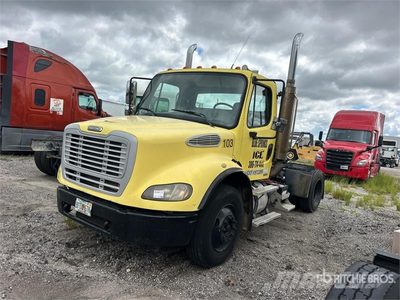 Freightliner M2 112 Trekkvogner