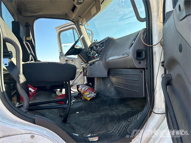 Freightliner M2 112 Tractor Units