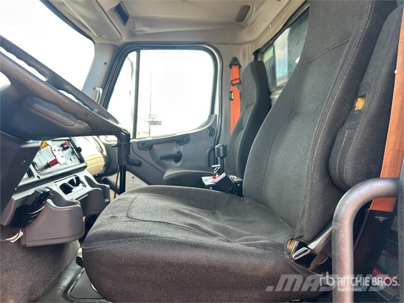 Freightliner M2 112 4x2 S/A Dump Truck Kiper tovornjaki