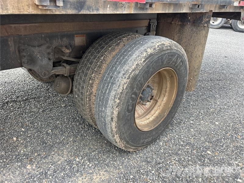 Freightliner M2106 4x2 S/A Dump Truck Самоскиди