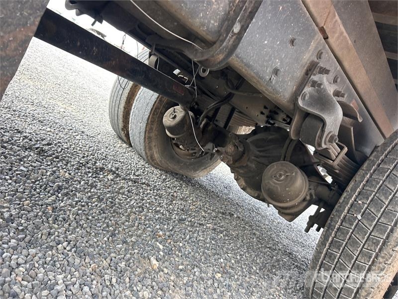 Freightliner M2106 4x2 S/A Dump Truck Самоскиди