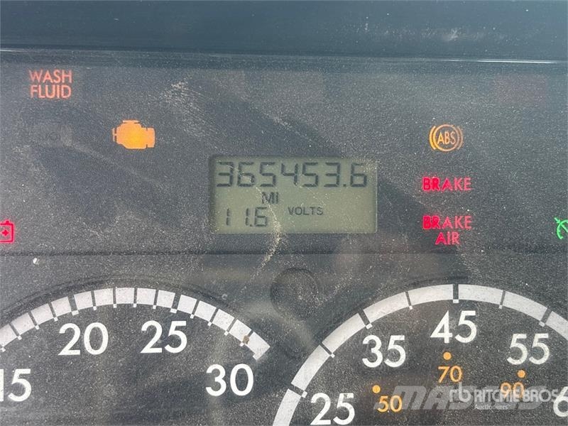 Freightliner M2106 4x2 Crew Cab Rollback Truck (Inoperable) Vlečna vozila za tovornjake