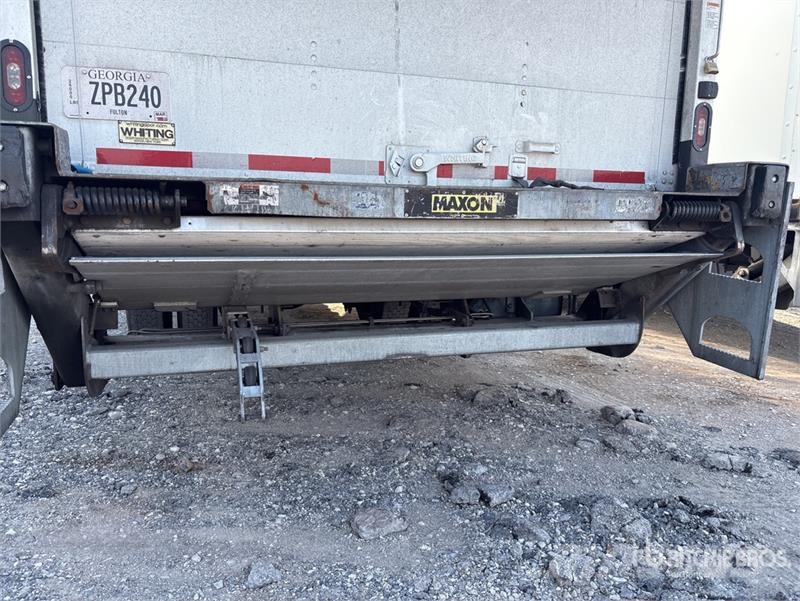 Freightliner M2106 4x2 Van Truck Sanduk kamioni