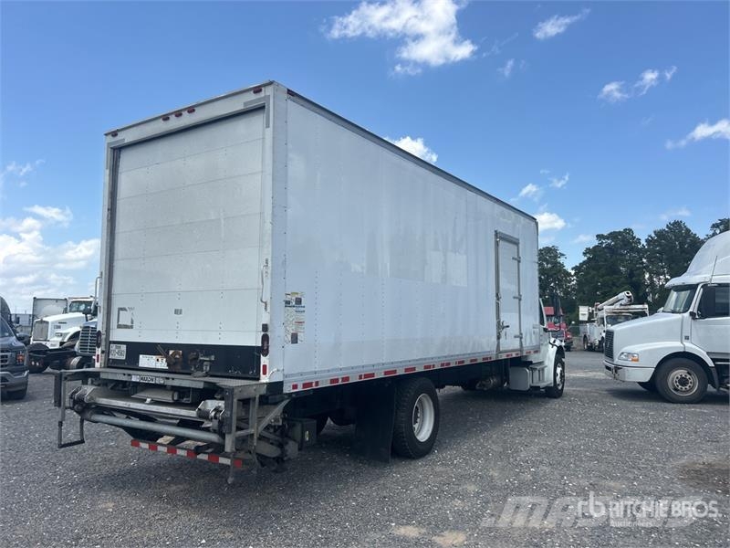 Freightliner M2106 4x2 Van Truck (Inoperable) شاحنات ذات هيكل صندوقي