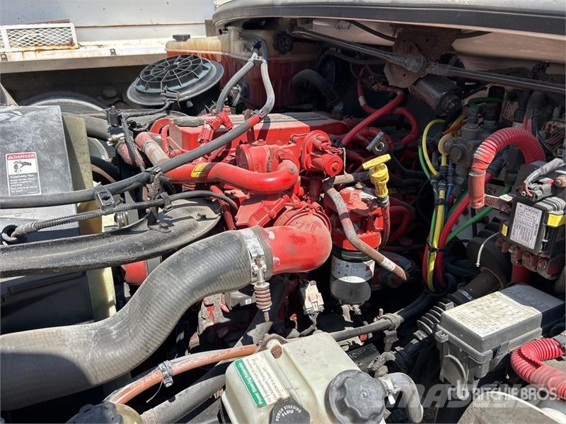 Freightliner M2106 4x2 Van Truck Φορτηγά Κόφα