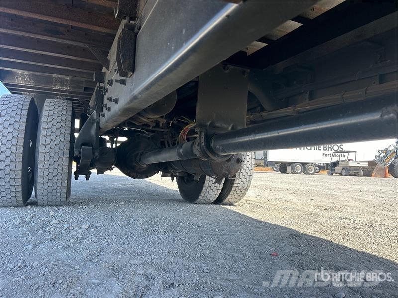 Freightliner M2106 4x2 Van Truck Φορτηγά Κόφα