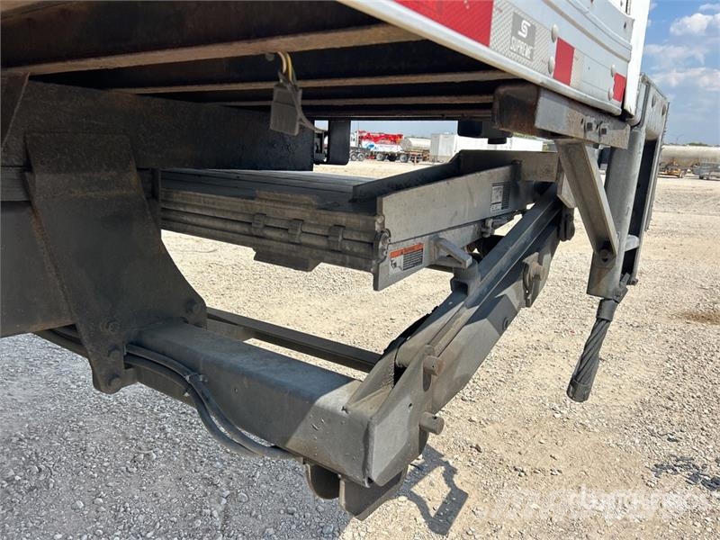 Freightliner M2106 4x2 Van Truck Φορτηγά Κόφα
