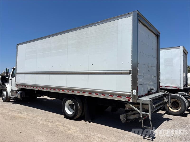 Freightliner M2106 4x2 Van Truck Kofferaufbau