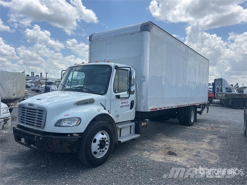 Freightliner M2106 4x2 Van Truck (Inoperable) شاحنات ذات هيكل صندوقي