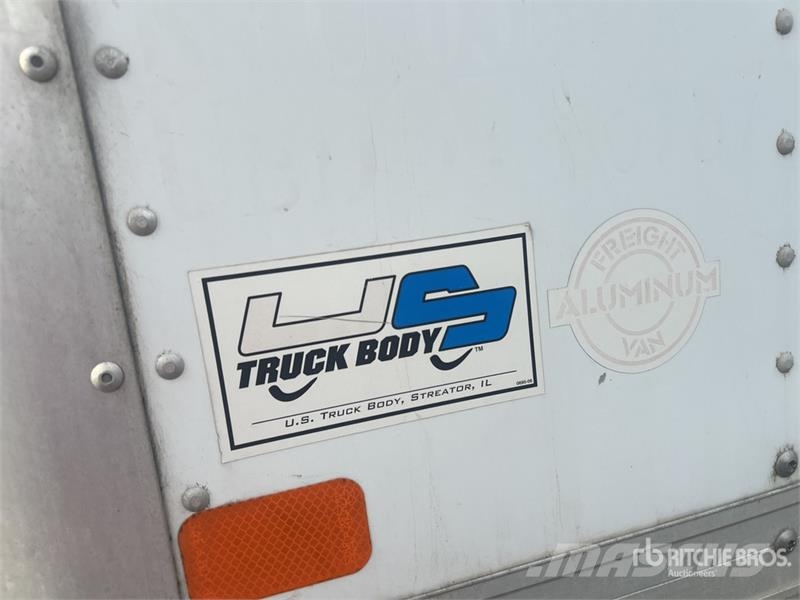 Freightliner M2106 4x2 Van Truck Фургони