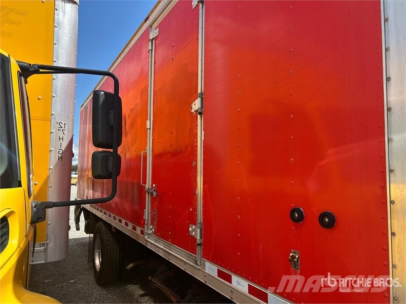 Freightliner M2106 4x2 Van Truck (Inoperable) Box trucks