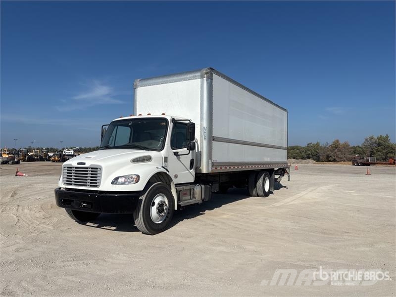 Freightliner M2106 4x2 Van Truck Kofferaufbau