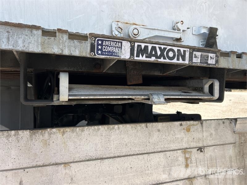 Freightliner M2106 4x2 Van Truck Φορτηγά Κόφα
