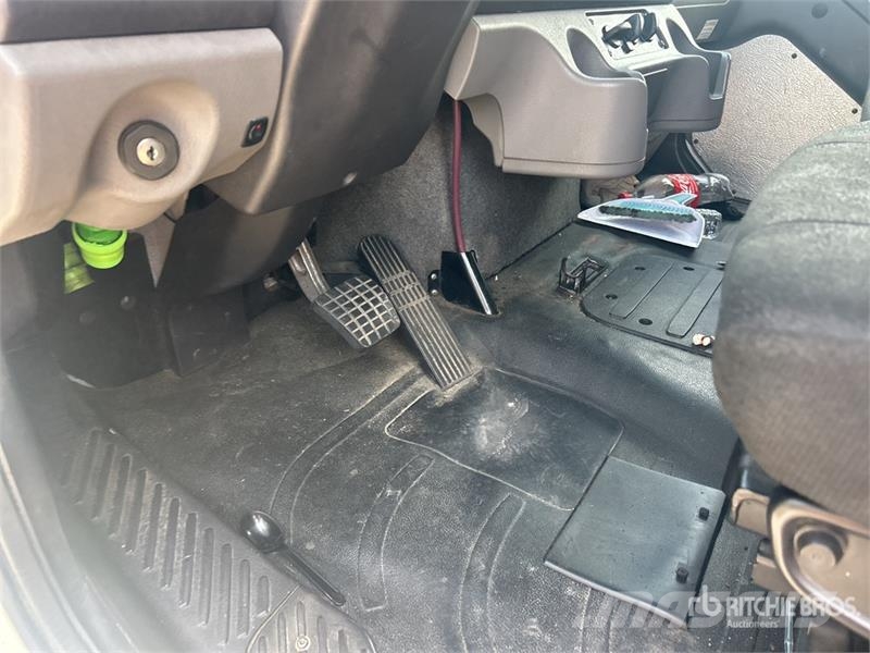 Freightliner M2106 4x2 Van Truck (Inoperable) شاحنات ذات هيكل صندوقي