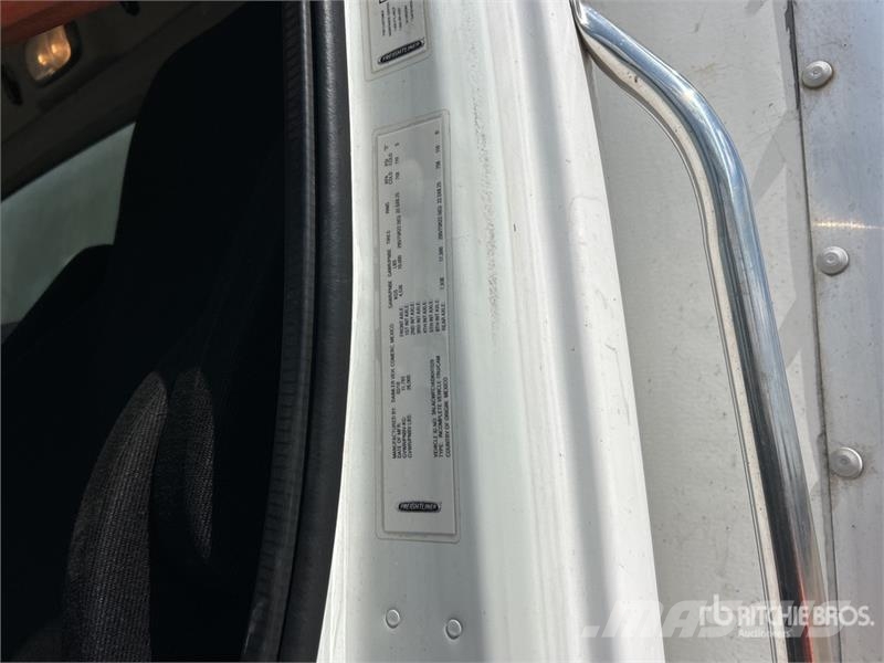 Freightliner M2106 4x2 Van Truck Φορτηγά Κόφα