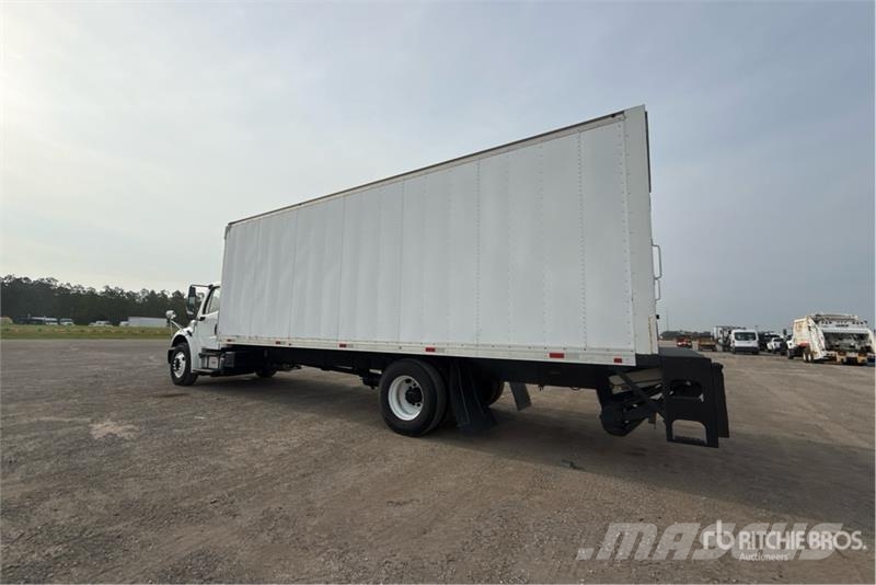 Freightliner M2106 4x2 Van Truck Furgoonautod