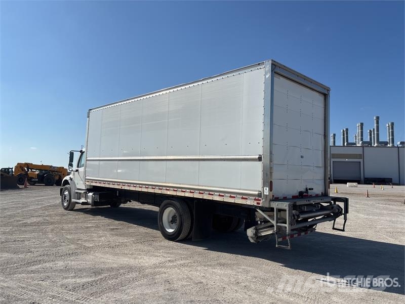 Freightliner M2106 4x2 Van Truck Kofferaufbau