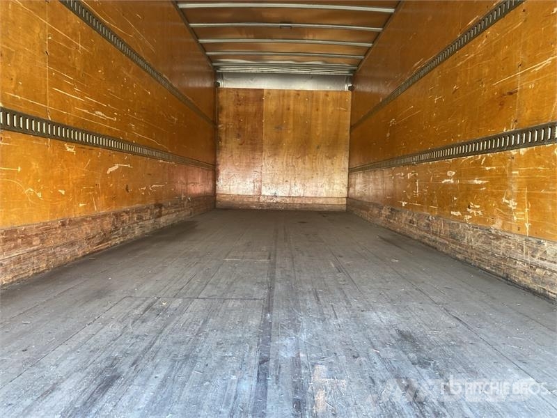 Freightliner M2106 4x2 Van Truck Dobozos teherautók