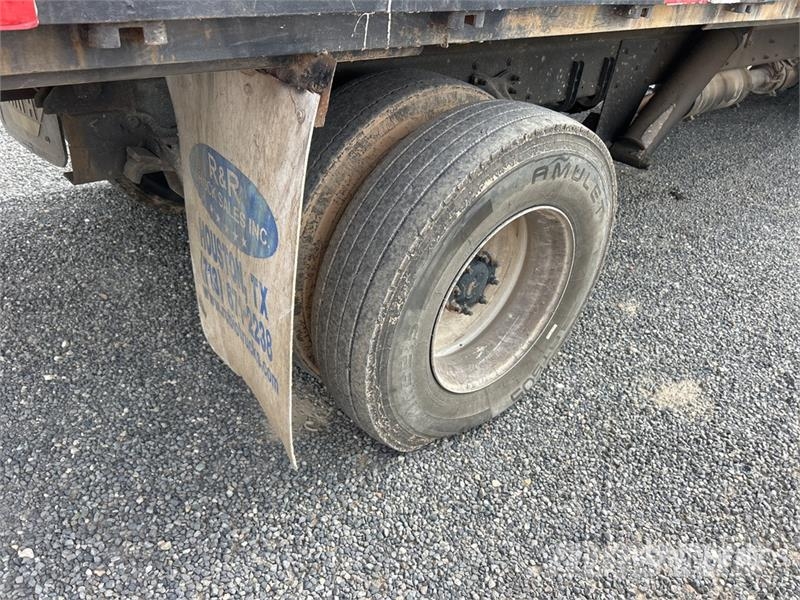 Freightliner M2106 4x2 S/A Dump Truck Самоскиди