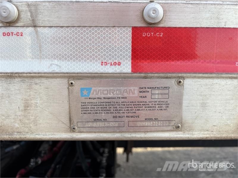 Freightliner M2106 4x2 Van Truck Camiones con caja de remolque