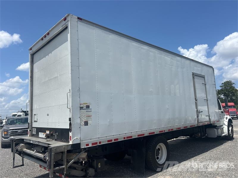 Freightliner M2106 4x2 Van Truck (Inoperable) شاحنات ذات هيكل صندوقي