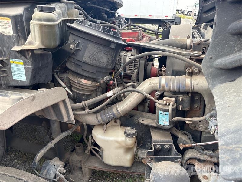 Freightliner M2106 4x2 Crew Cab Rollback Truck (Inoperable) Vlečna vozila za tovornjake