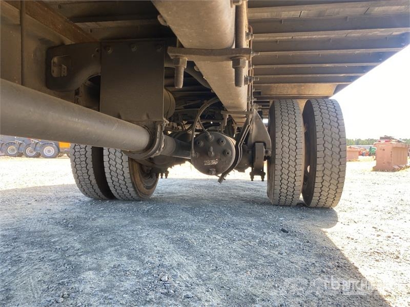 Freightliner M2106 4x2 Van Truck Sanduk kamioni