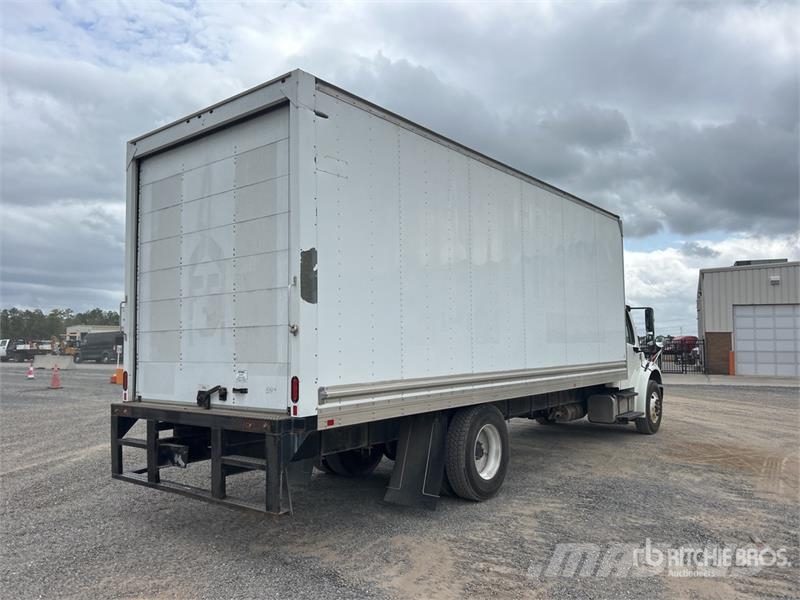Freightliner M2106 4x2 Van Truck Tovornjaki zabojniki