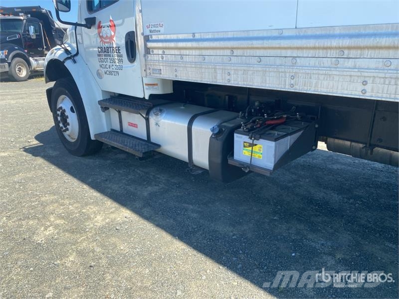 Freightliner M2106 4x2 Van Truck (Inoperable) Sanduk kamioni