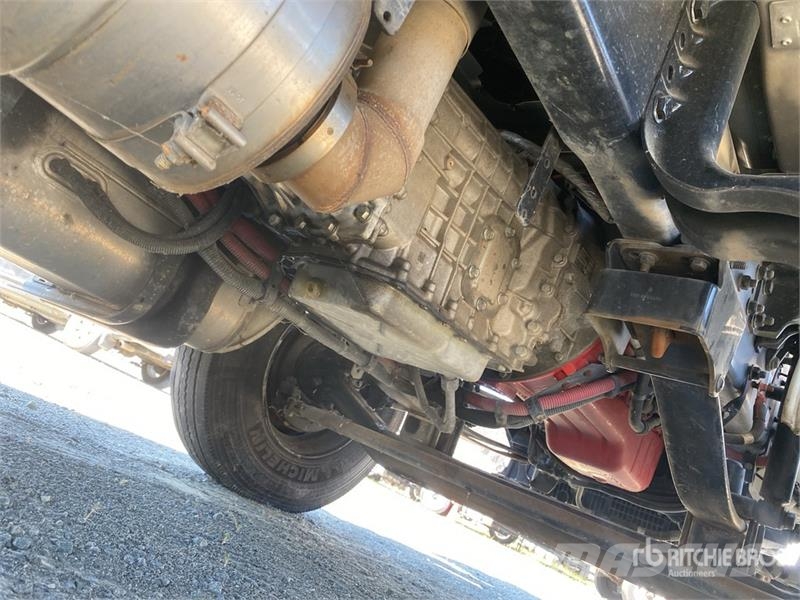 Freightliner M2106 4x2 Van Truck (Inoperable) Sanduk kamioni
