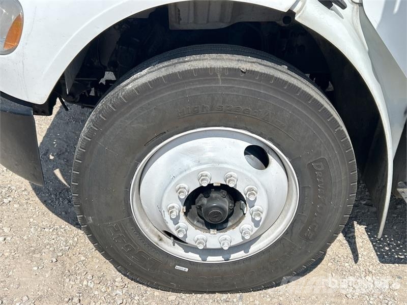 Freightliner M2106 4x2 Van Truck Φορτηγά Κόφα