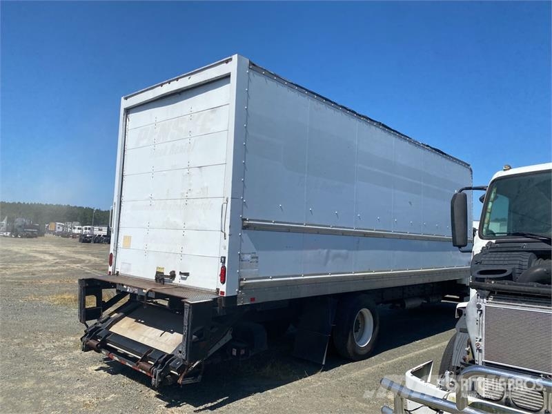 Freightliner M2106 4x2 Van Truck (Inoperable) Sanduk kamioni