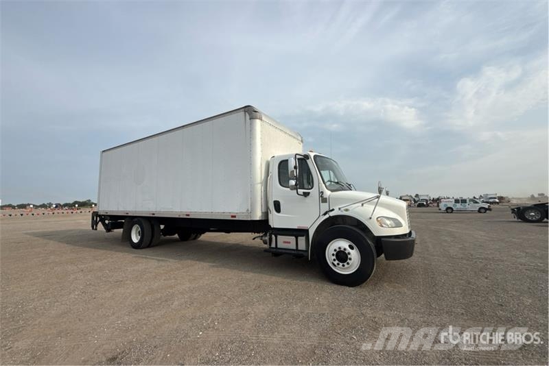 Freightliner M2106 4x2 Van Truck Furgoonautod
