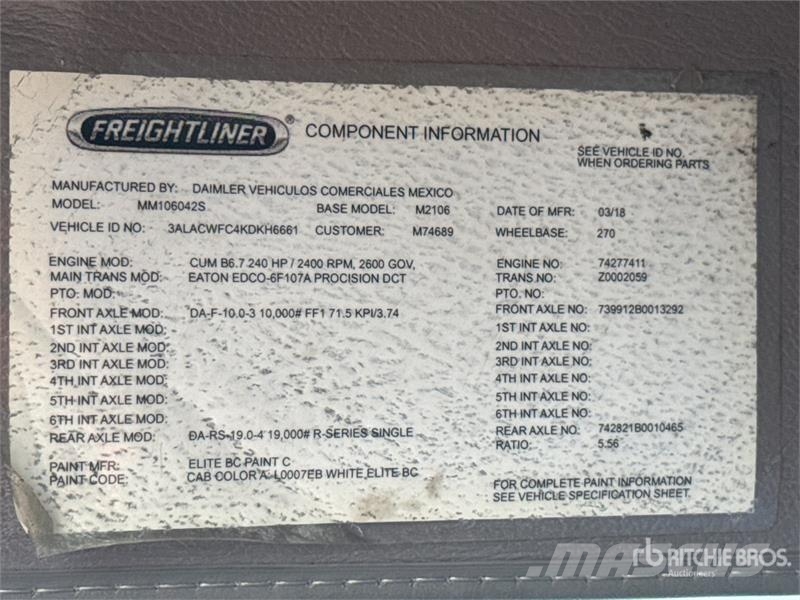 Freightliner M2106 4x2 Van Truck Furgoonautod