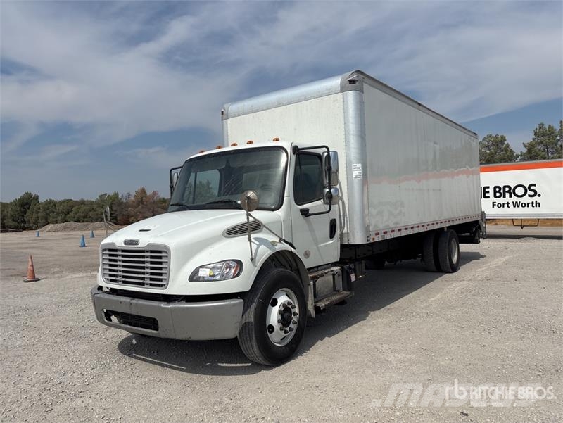 Freightliner M2106 4x2 Van Truck Skříňová nástavba