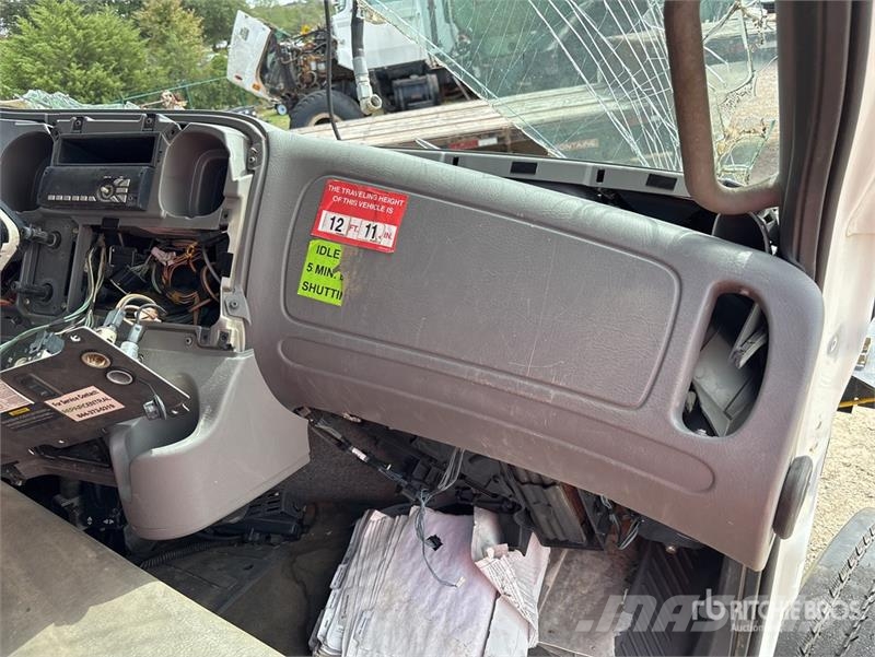 Freightliner M2106 4x4 Digger Derrick Truck (Inoperable) Κινητά φορτηγά γεωτρήσεων
