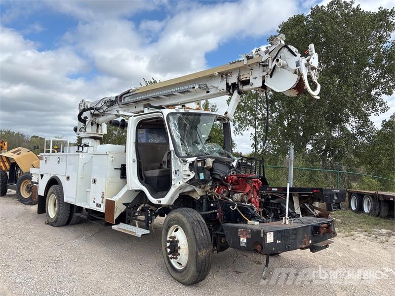 Freightliner M2106 4x4 Digger Derrick Truck (Inoperable) Κινητά φορτηγά γεωτρήσεων