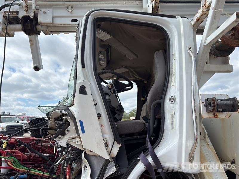 Freightliner M2106 4x4 Digger Derrick Truck (Inoperable) Κινητά φορτηγά γεωτρήσεων
