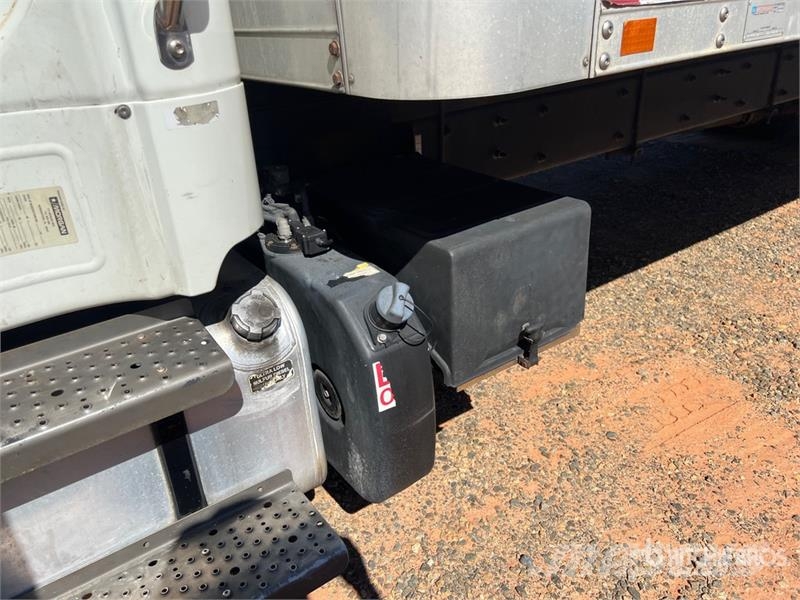 Freightliner M2106 Van Truck Camiones caja cerrada