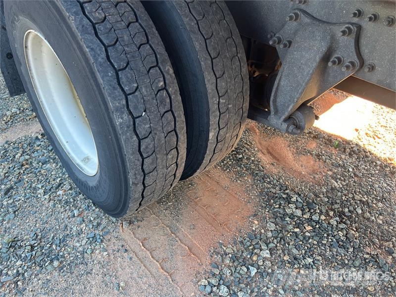 Freightliner M2106 Van Truck Camiones caja cerrada