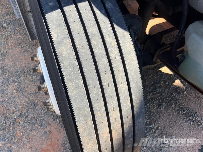 Freightliner M2106 Van Truck Camiones caja cerrada